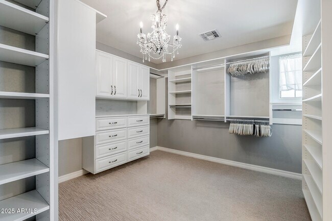Building Photo - 2744 E Donato Dr