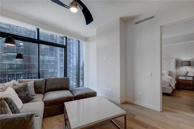 Building Photo - 202 Nueces St