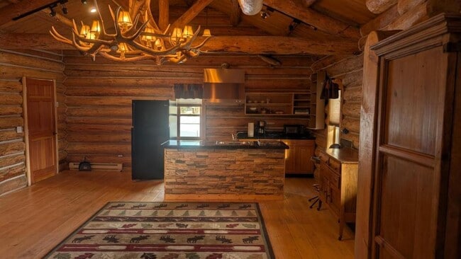 Building Photo - 15201 Co Rd 306