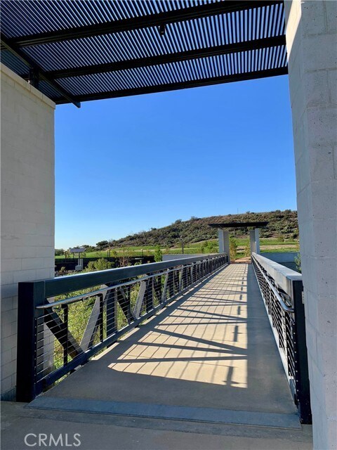 Building Photo - 65 Buttonquail