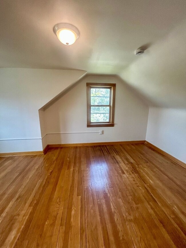 Building Photo - Fabulous 3 bedroom in York.