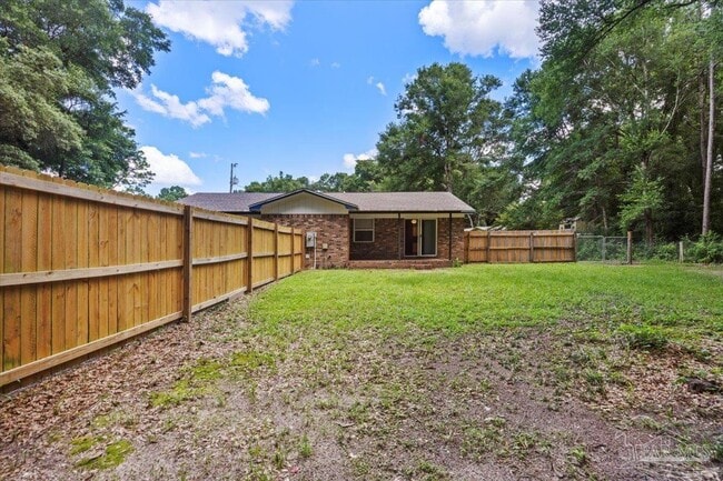 Building Photo - 6589 Bass Ln