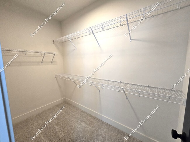 Building Photo - 340 Eugenia St SW