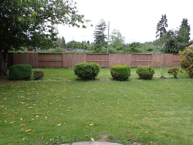 Building Photo - Great Puyallup Valley Rambler