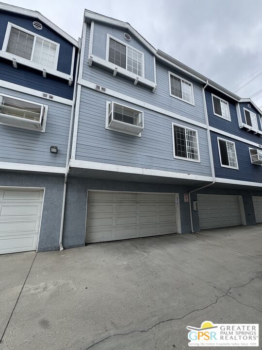 Building Photo - 17042 Downey Ave