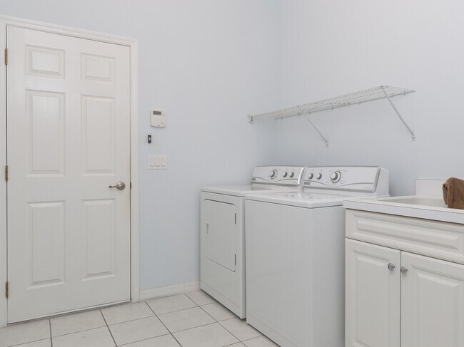 Building Photo - 1486 SW 87th St
