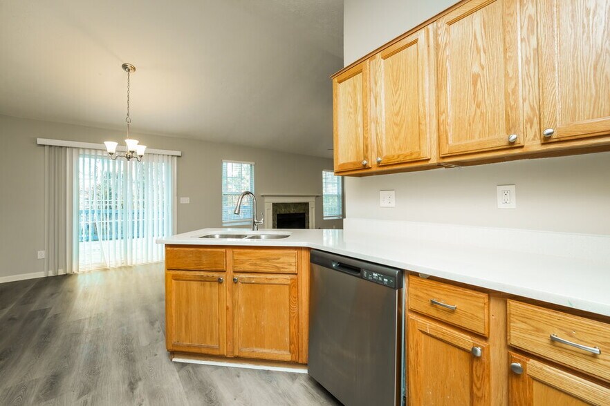 Building Photo - 3005 Sentinel Pkwy