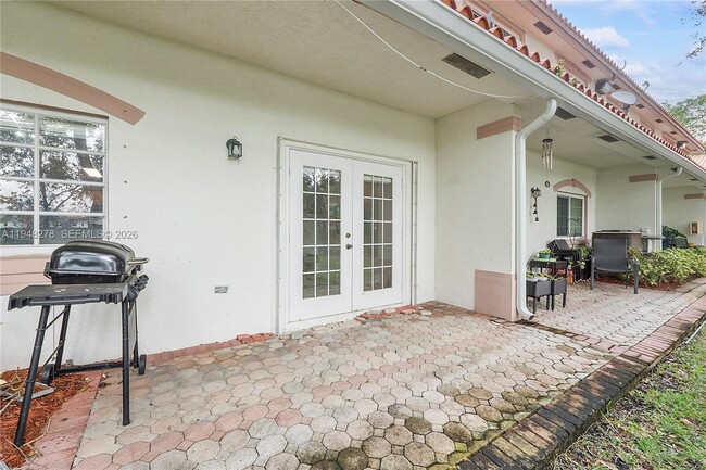 Building Photo - 9032 NW 38th Dr