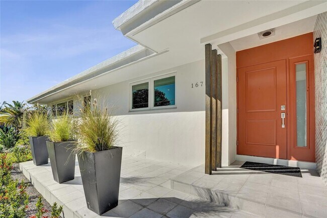 Building Photo - 1673 Bel Air Ave