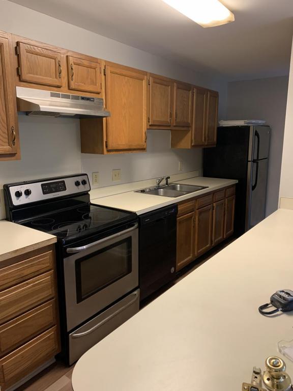 Building Photo - 6133 Meadow Rose Ln