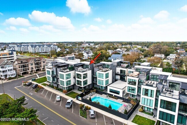 Building Photo - 200 Ocean Ave N