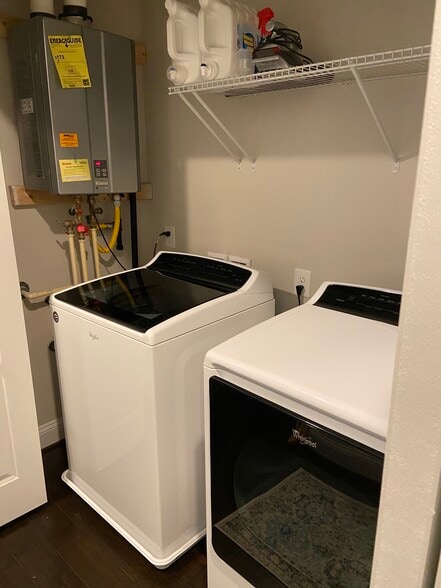 Laundry - 1326 S Rolfe St