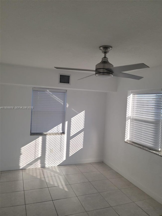 Building Photo - 5655 Johnson St