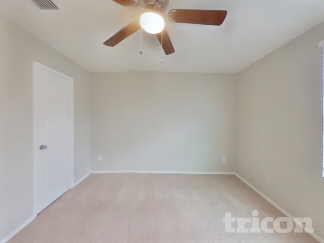 Building Photo - 5632 McClelland St