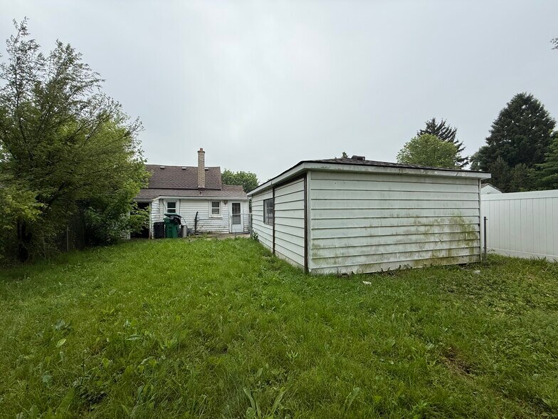 Building Photo - 19071 Toepfer Dr