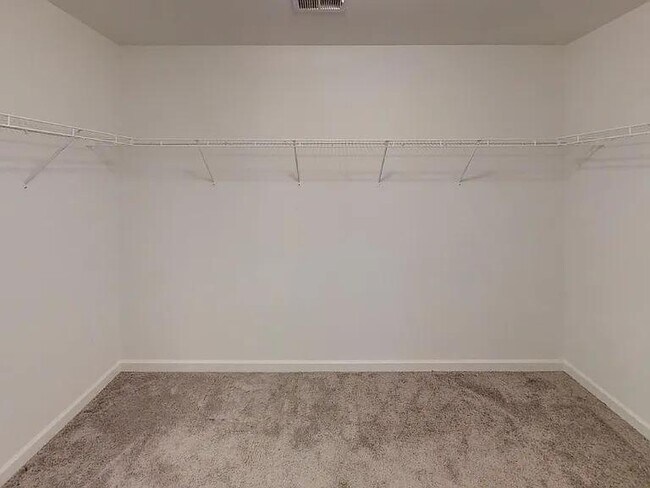 Building Photo - 2623 Dunkirk Cir