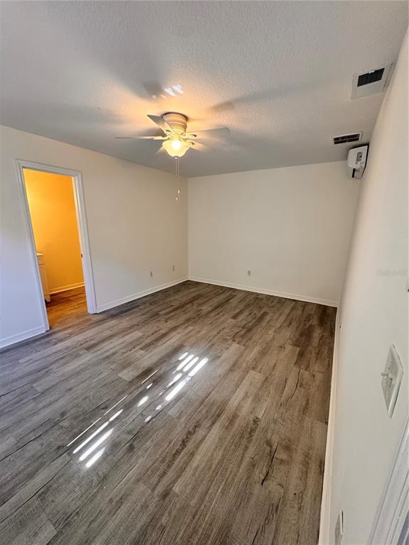 Building Photo - 421 Australian Way