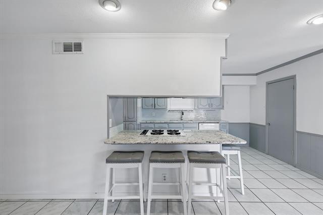 Building Photo - 2915 Touraine Dr