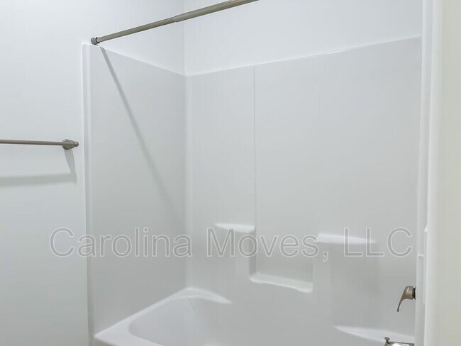 Building Photo - 508 Dottie Ct