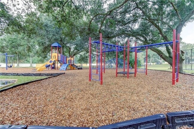 Building Photo - 8202 Broward Pl