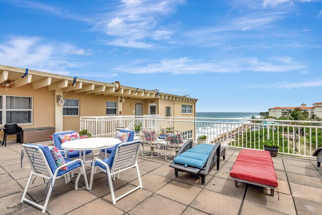 Building Photo - 4500 S Ocean Blvd