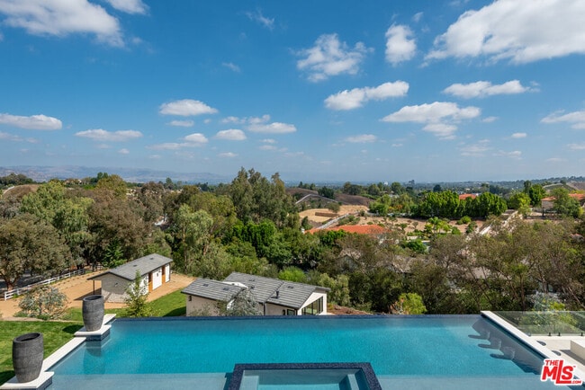 Building Photo - 5340 Whitman Rd