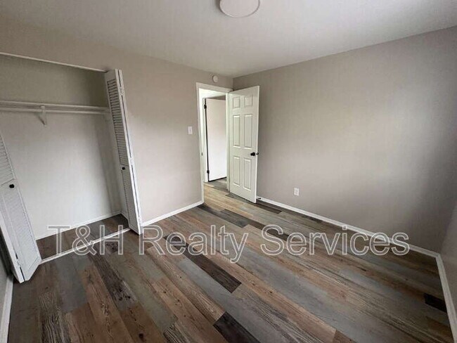 Building Photo - 10129 Lawnhaven Ct