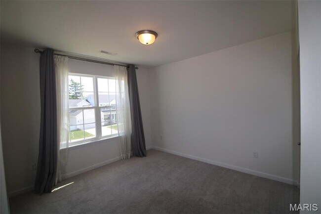Building Photo - 117 Prairie Wind Dr