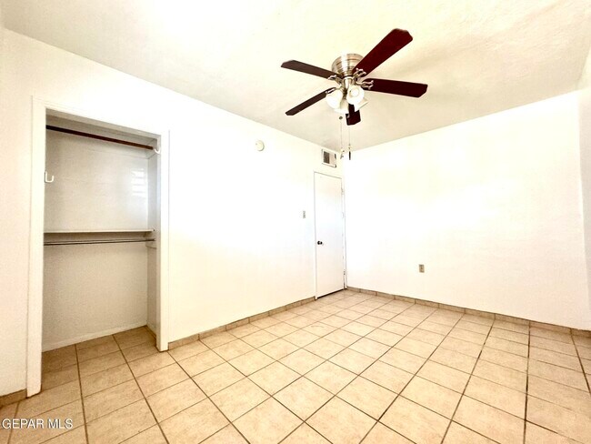 Building Photo - 7512 Kingman Dr