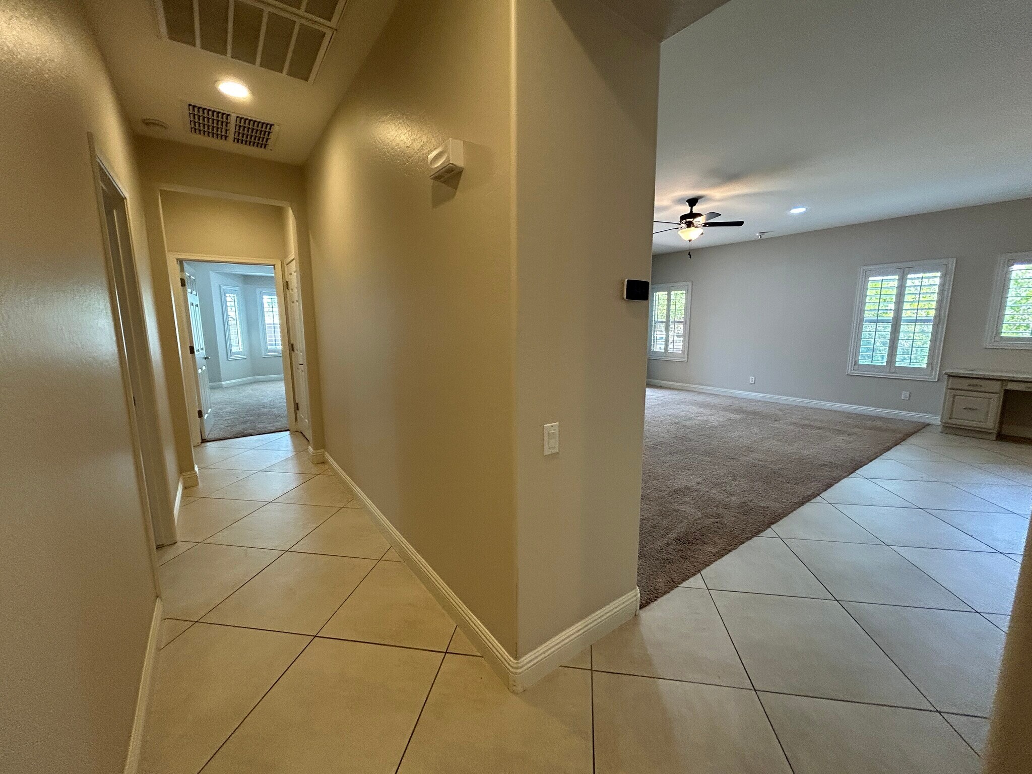 Building Photo - 5317 W Buckskin Trl