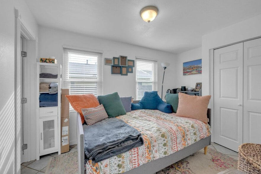 Building Photo - 1741 30th St