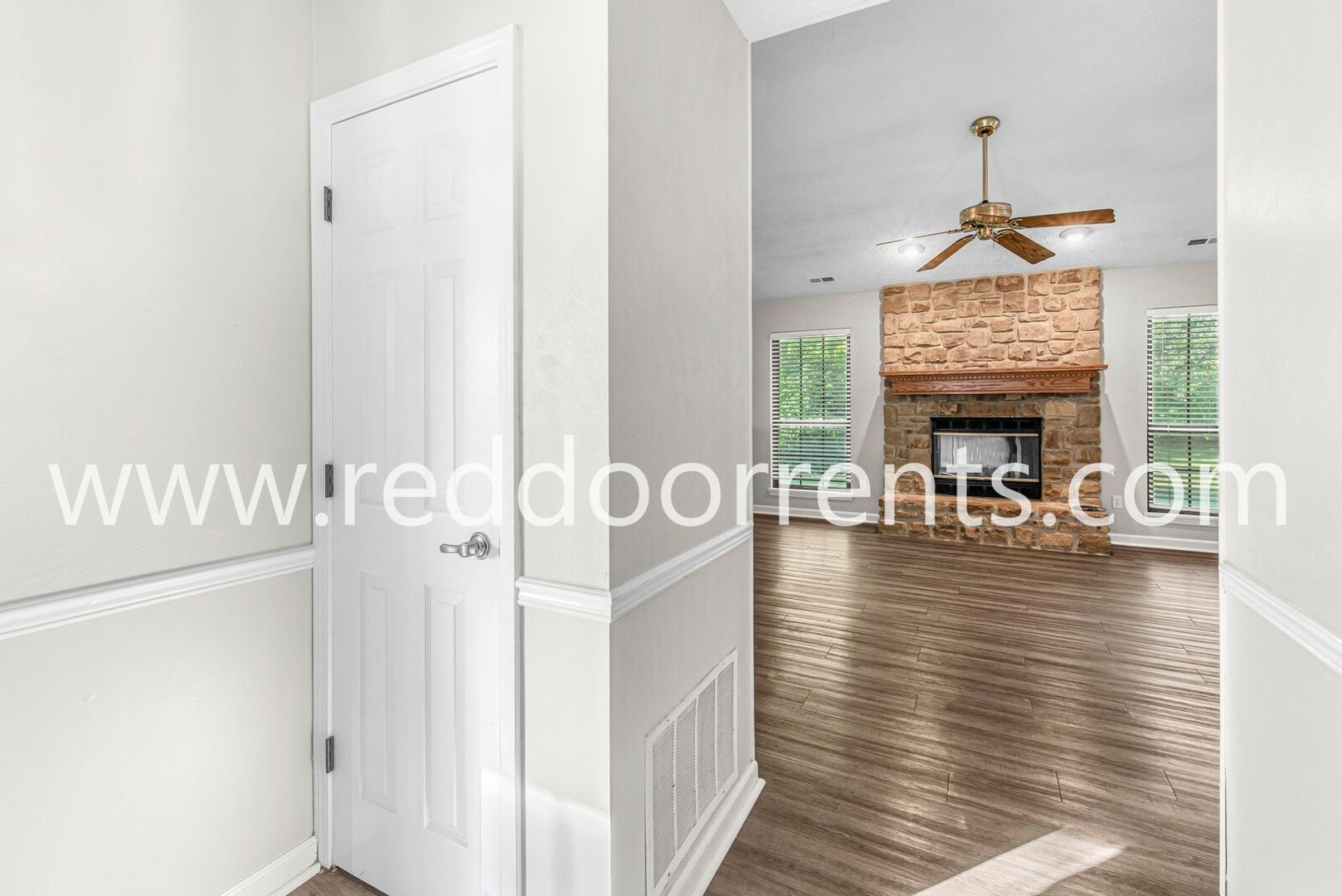 Building Photo - 7610 Chris Anne Dr