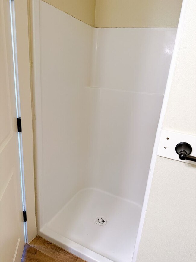 Building Photo - 3035/3037 Pacific St