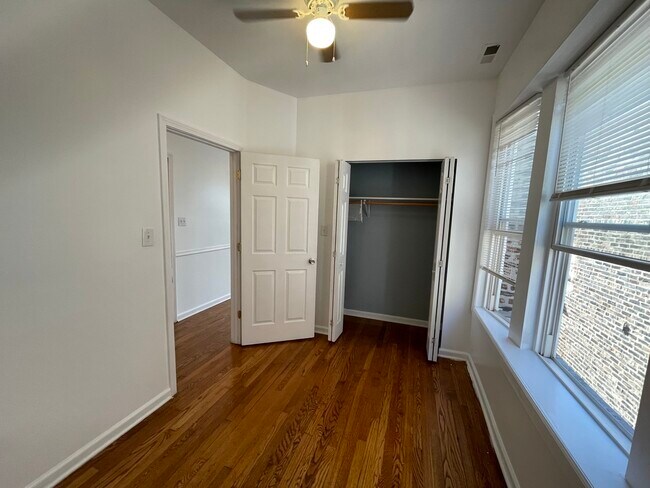 Building Photo - 7528 S Peoria St