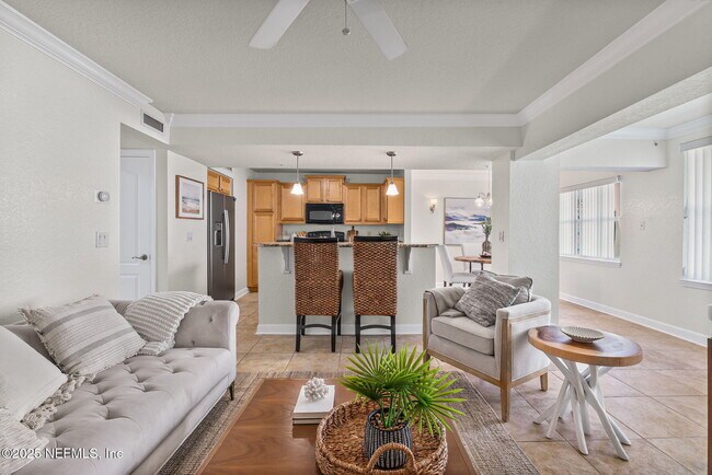 Building Photo - 108 Laguna Villa Blvd