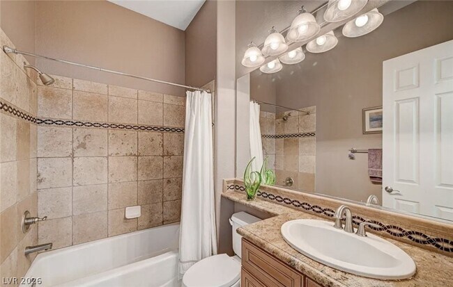 Building Photo - 2428 Granada Bluff Ct