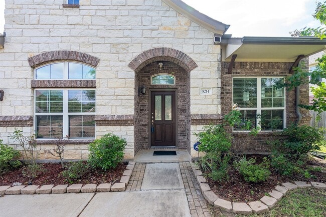 Building Photo - 5214 Lotus Canyon Ct