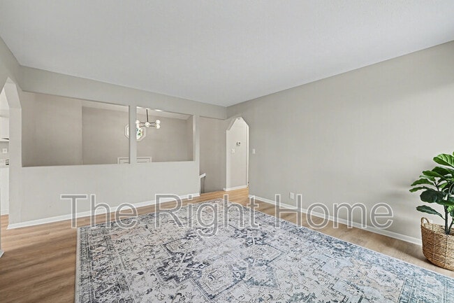 Building Photo - 8617 S 143rd Ave