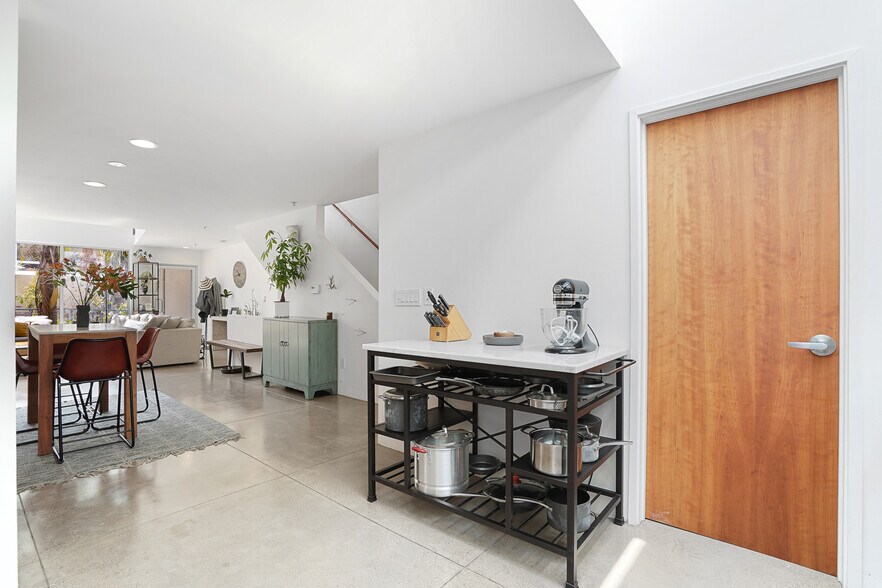 Kitchen - 712 Bryant St
