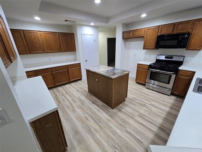 Building Photo - 8511 Ephraim Road