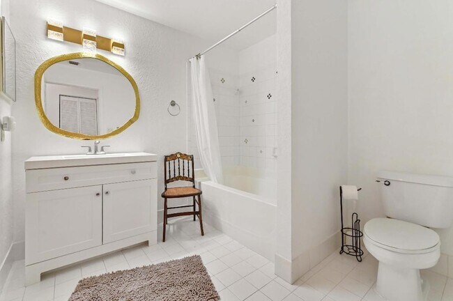 Building Photo - 1803 N Flagler Dr