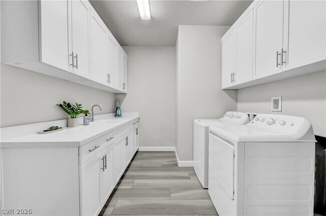 Building Photo - 6780 Stella Rosa Ct