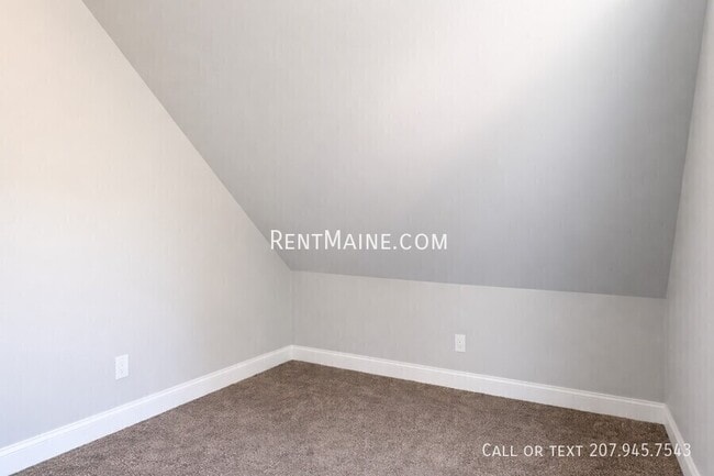 Building Photo - 221 Water St