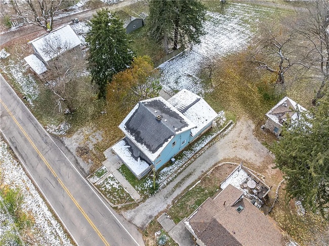 Building Photo - Welcome to 8519 Meeker Rd in Dayton!