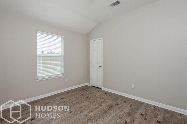 Building Photo - 10204 Wood Fern Court, Conroe, TX 77385 - ...