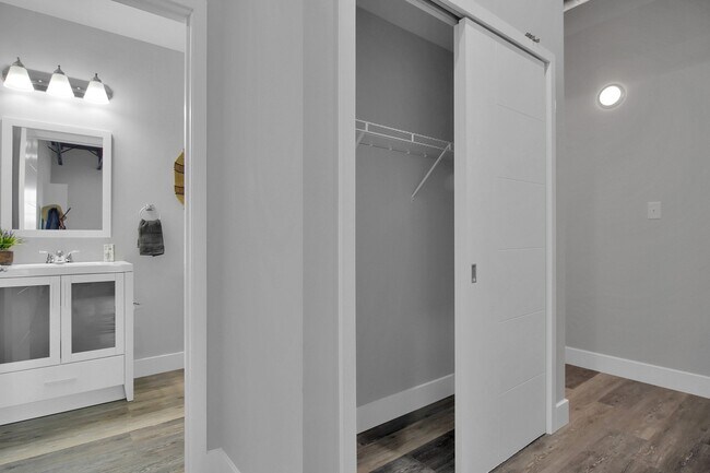 Three Large Walk in Closets - 4651 Hampton Ave