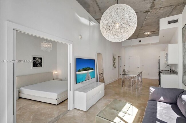 Building Photo - 2001 Meridian Ave