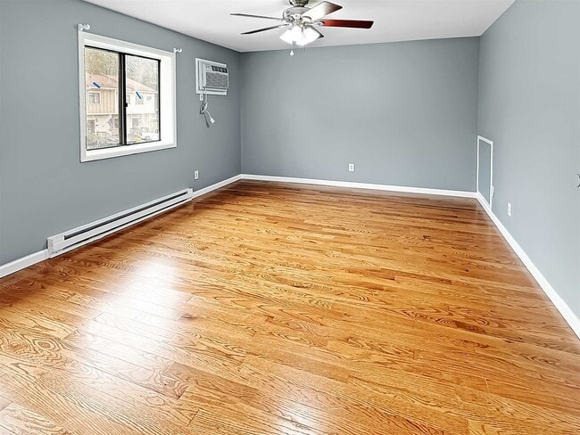 Building Photo - 5305 Chelsea Cove N