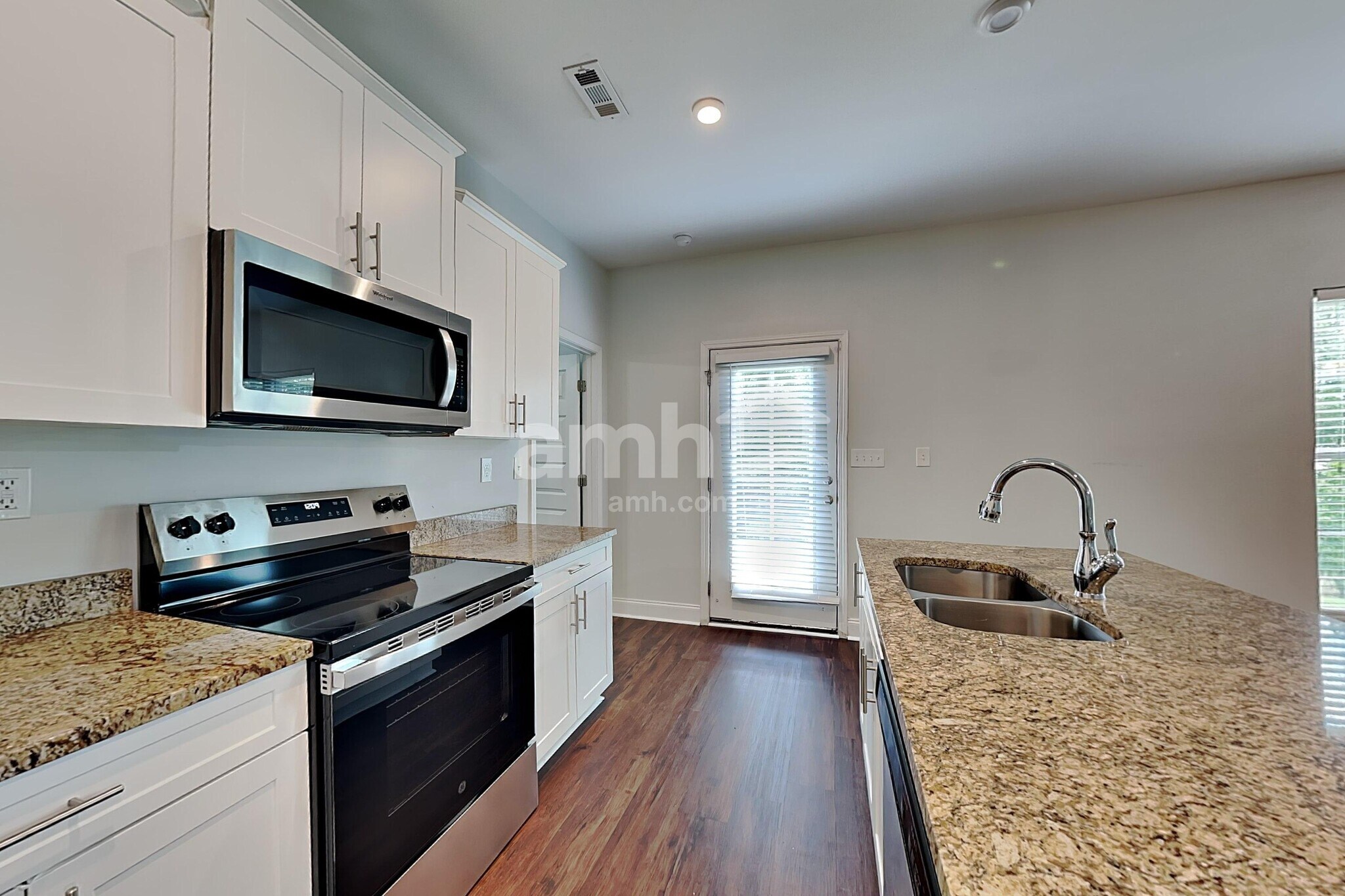 Building Photo - 5039 Mountain Springs Rd