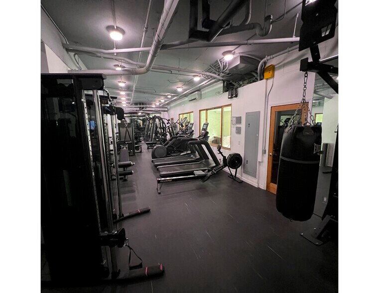 Gym - 1440 Veteran Ave